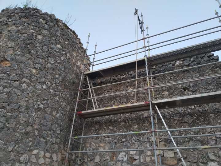 Comienzan las obras de restauración del lienzo de la muralla de Brihuega