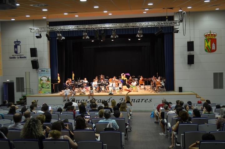 La Escuela Municipal de Música de Yunquera de Henares celebró su actuación de fin de curso