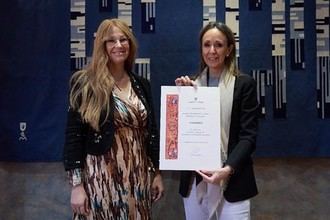 Entrega de donativo a la Fundación Nadiesolo