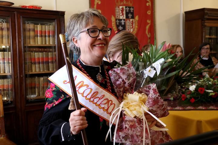 La periodista Nines Oliver, alcaldesa de honor de las águedas de Cogolludo en 2023