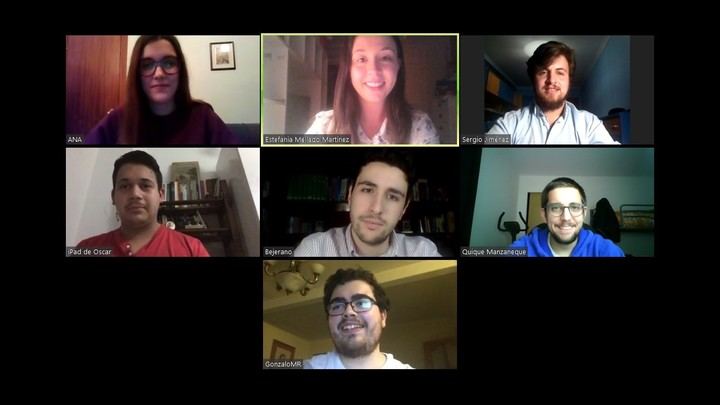 NNGG CLM pide a Page 