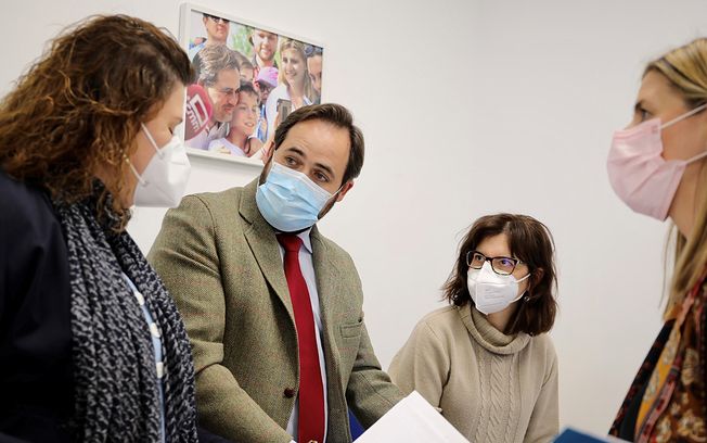 El PP de C-LM entrega 4.828 avales en favor de la candidatura de Núñez Feijóo como nuevo presidente nacional del partido