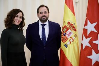 Ayuso: “Pedro Sánchez está mintiendo, ya tiene un acuerdo con Puigdemont”