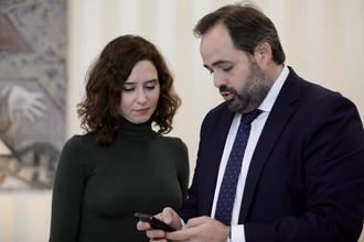 Ayuso critica el no es no de Sánchez a Feijóo y el sí es sí a las peticiones del independentismo