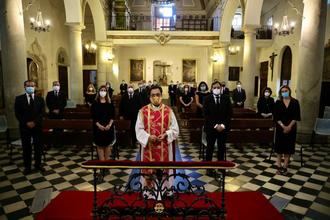 El PP-CLM, con Paco Núñez a la cabeza, rinde homenaje a los fallecidos a causa de la pandemia del coronavirus con motivo del Día de la Región