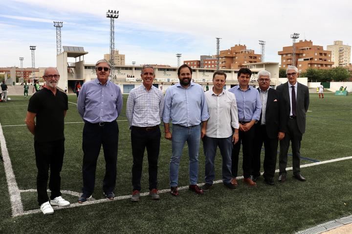 Núñez pregunta a Page si ahora propondrá una armonización fiscal en Europa y critica que se haya quedado solo con Sánchez y Podemos defendiendo subir impuestos