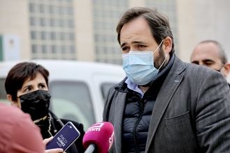 Núñez reclama a Page que pida perdón a la comunidad educativa por haber afirmado que el profesorado quería 15 días de vacaciones al inicio de la pandemia