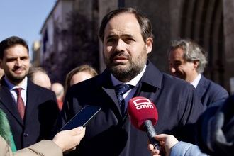 Núñez: El PSOE aprovecha el ruido que genera la corrupción que afecta al gobierno de Sánchez para subir el IVA de la luz más del doble