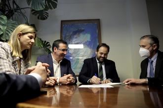 Agudo anuncia la campaña "propositiva" del PP centrada en los compromisos que Paco Núñez ha firmado ante notario y que llegará a todos los centros sanitarios de Castilla-La Mancha 