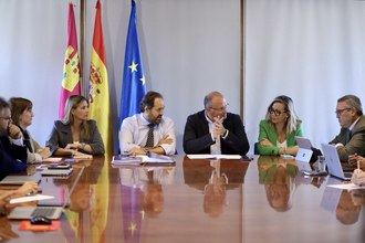 Núñez pide a Page valentía para solicitar la convocatoria de un Comité Federal del PSOE y proponer en Ferraz una resolución que muestre su rechazo a la amnistía 