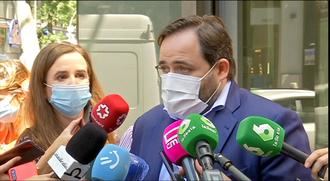 Lamentan que el socialista Page haya faltado al respeto a los maestros, a las personas mayores, a los médicos e incluso a los fallecidos por la pandemia del coronavirus