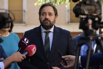 Núñez alude al artículo 33 del PSOE en el Congreso para pedir a Page que sus diputados rechacen el acuerdo de Sánchez