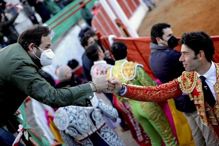 Paco Núñez muestra su apoyo al mundo del toro en la región y exige que no se deje atrás a un sector tan nuestro