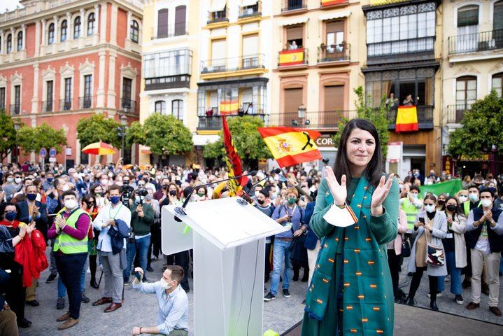 Macarena Olona participa en un acto público en Guadalajara el 31 de Mayo