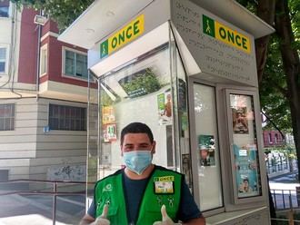 38 vendedoras y vendedores de la ONCE en Guadalajara vuelven a llevar la ilusi&#243;n a las calles