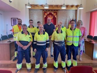 Los ocho operarios de servicios múltiples, limpieza y parques y jardines de Yunquera de Henares ya cuentan con sus plazas de trabajo fijo