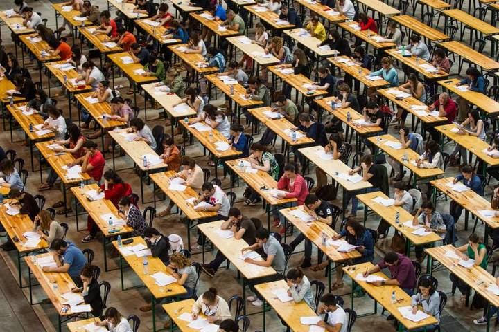 9.823 estudiantes de la UCLM y la UAH participarán en unas pruebas de la EVAU que se celebrarán “con casi total normalidad” en el mes de junio 