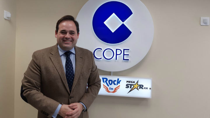 El presidente del PP-CLM pide a Page priorizar el gasto sanitario con la adquisición de test masivos para toda la población y la compra de EPIs para todos los profesionales