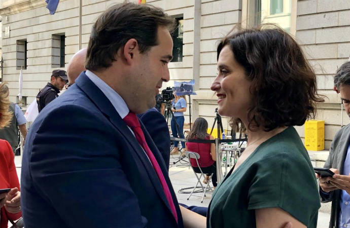 La Cámara de Cuentas de Madrid certifica que el contrato de las mascarillas del hermano de Ayuso fue legal