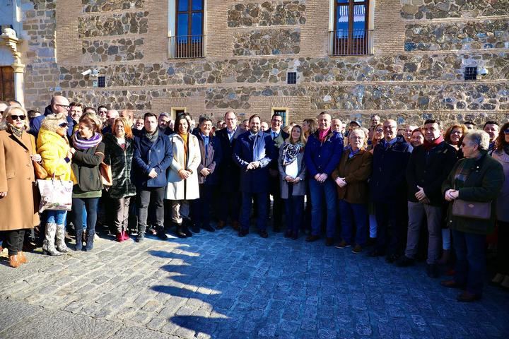 Paco Núñez acusa a Page de ser cómplice de Sánchez al permitir con sus diputados socialistas que los independentistas y proetarras tengan poder de decisión en el Gobierno de España