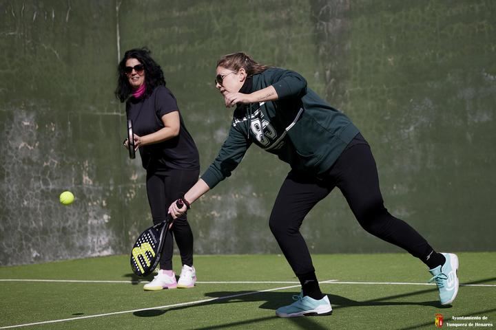 Ismael Gómez y Patricia Sánchez ganan el torneo absoluto de pádel.