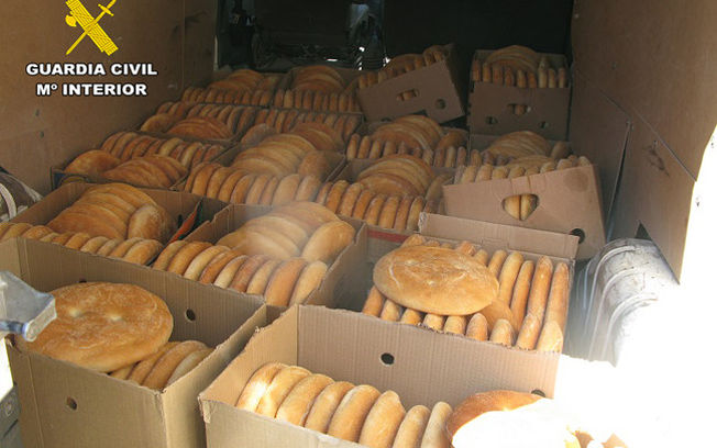 Localizan una panadería clandestina en la que un vecino de Hellín elaboraba pan en condiciones insalubres