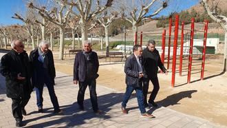 El presidente de la Diputación y el alcalde de Molina de Aragón inauguran el renovado Parque de la Alameda