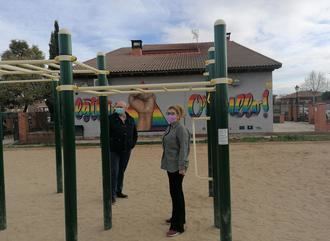 Villanueva de la Torre estrena parque deportivo de calistenia en la Zona Joven