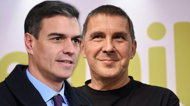 El PSOE y Bildu se alían en Pamplona para arrebatar un puesto clave a Navarra Suma