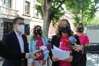 La Asociación de Peluquerías y Centros de Estética de Guadalajara se vuelve a concentrar para reclamar la recuperación del IVA reducido para el sector