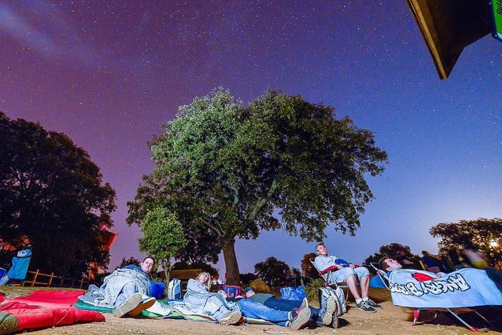 Mejores lugares para disfrutar de la lluvia de estrellas en Madrid