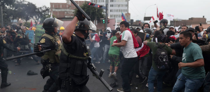 Perú sale a la calle: movilizaciones y bloqueos en 12 provincias como anticipo al aniversario por la independencia
