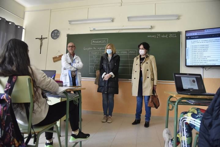 Picazo ve intolerable que Page calle ante Sánchez por eliminar la historia de España de los currículos de los estudiantes