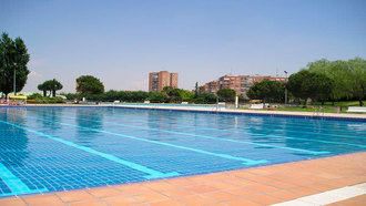 Madrid podr&#237;a abrir las piscinas ANTES del 15 de mayo...&#34;si fuera necesario&#34;