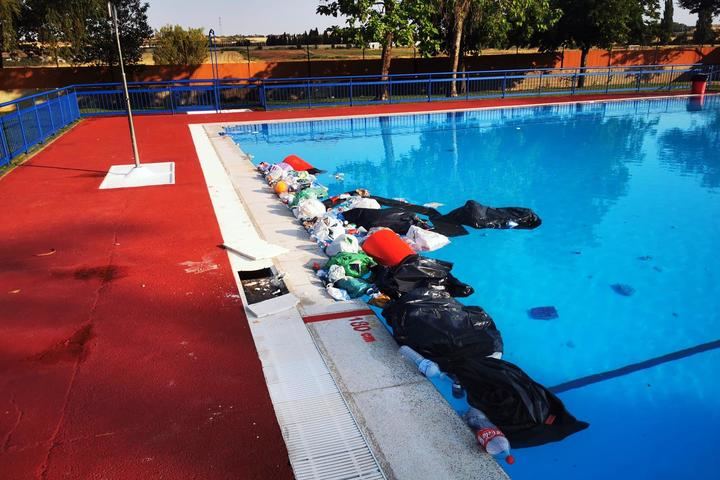 Uno de los vasos afectados por vandalismo en la piscina de verano de Azuqueca. Fotografía: Ayuntamiento de Azuqueca
