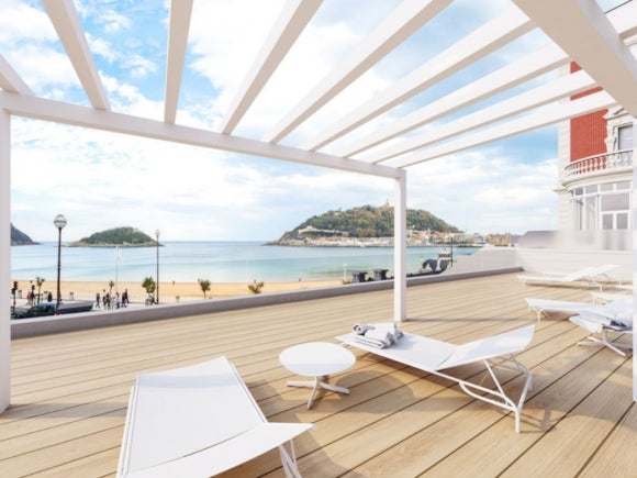 Render de Villa Almudena con las vistas a la playa de la Concha en San Sebastián. / Fiark Arquitectos