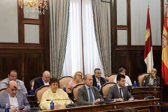 El PP denuncia que el PSOE de Vega respalda la gestión de Sánchez y su actuación frente a los casos de corrupción y se niega a pedir elecciones