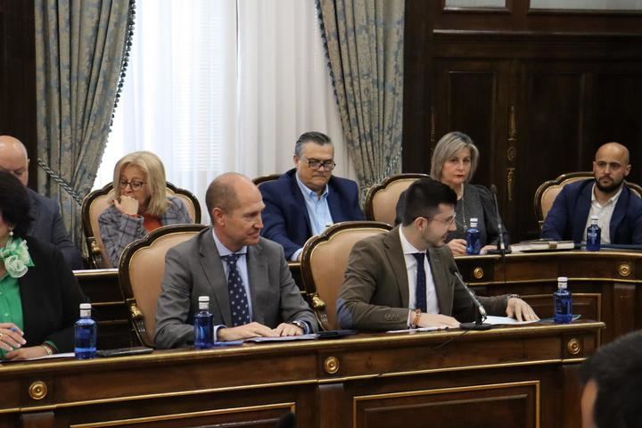 Román García insta al gobierno de Vega a realizar un reparto de fondos de la Diputación con criterio justo y objetivo y no pensando en el rédito electoral