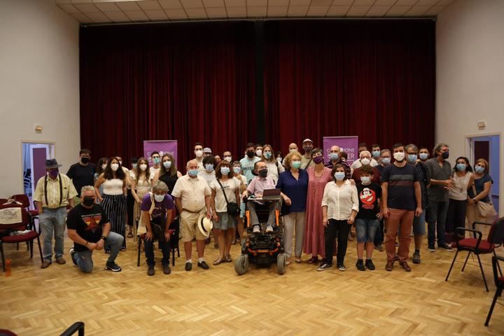 Militantes de Podemos celebran un nutrido acto de campaña en Toledo en apoyo a la candidatura de Ione Belarra