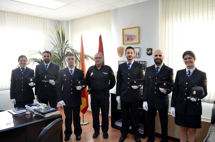 Seis policías en prácticas terminan su formación en la Comisaría de Guadalajara