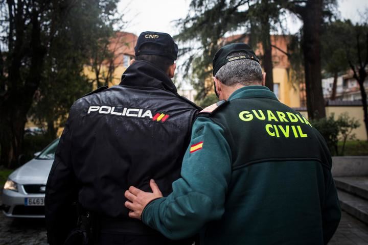 Con la salud NO se juega : Exigen a la Generalitat de Cataluña que mantenga la Vacunación Covid-19 para Policía Nacional y Guardia Civil 