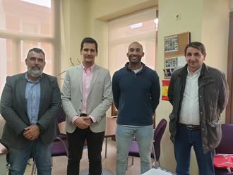 Los concejales del Grupo Popular se reúnen con colectivos para explicar su propuesta sobre hábitos saludables en la ciudad de Guadalajara