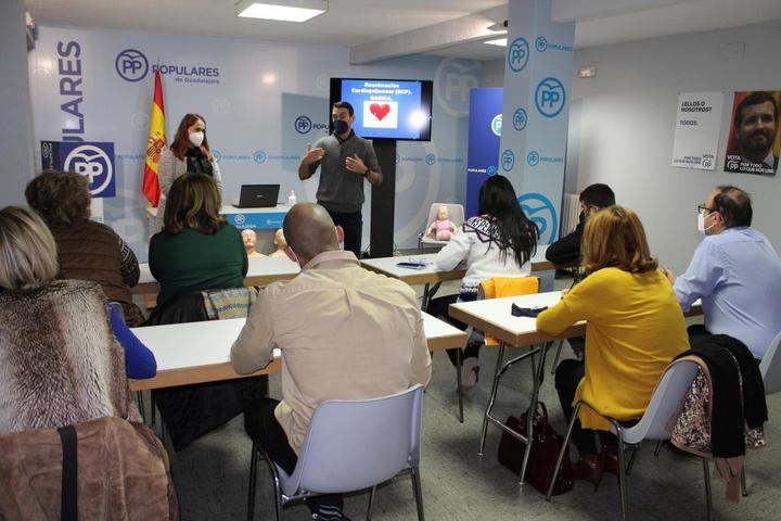 El PP de Guadalajara apuesta por ofrecer formación sanitaria y sobre bienestar social a sus militantes y representantes municipales