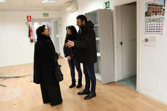 La presidenta de la Audiencia visita con el alcalde las futuras instalaciones del Juzgado de Paz de Azuqueca