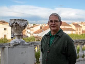 Un profesor de la UAH reedita por primera vez en español la obra cumbre de Ramón y Cajal sobre la retina de los vertebrados