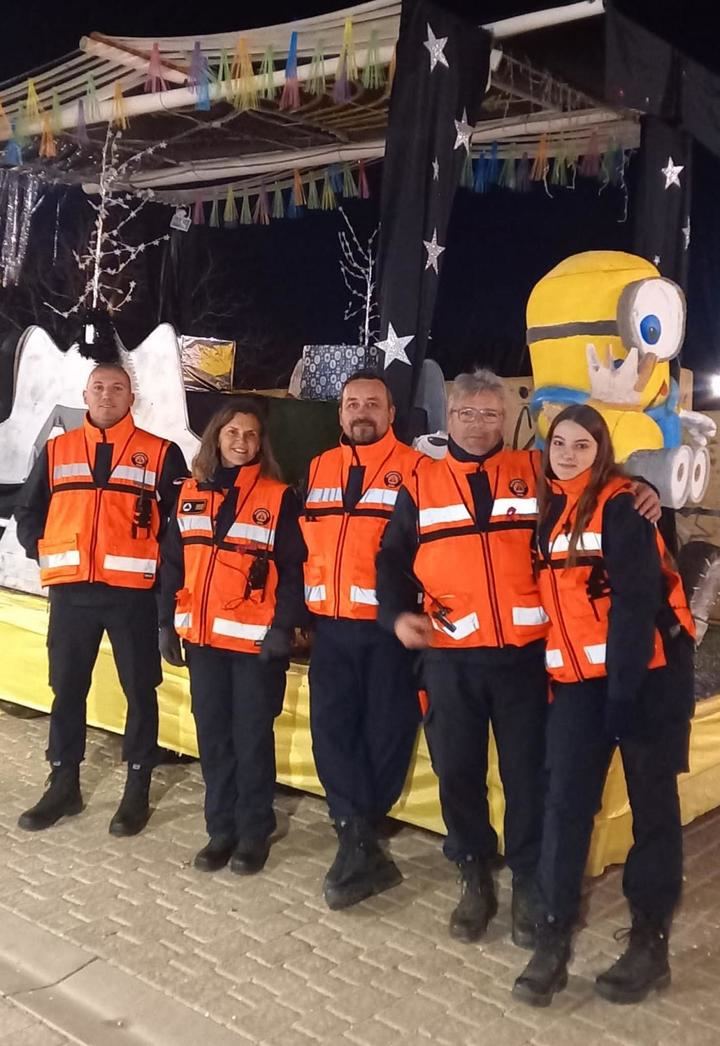 Protección Civil de Quer recoge 110 cajas, fundamentalmente con ropa, de ayuda para Turquía y Siria