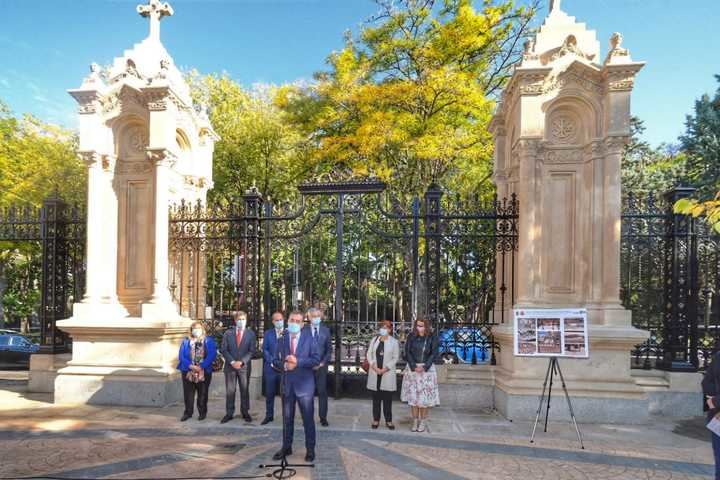 Finaliza la restauración de la reja del parque de Adoratrices de Guadalajara, del siglo XIX