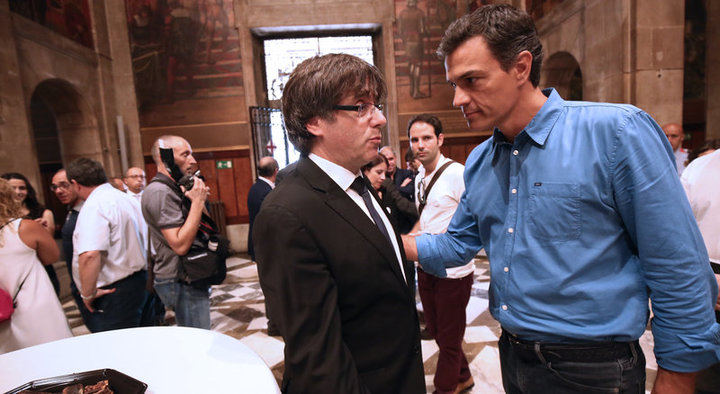 El informe jurídico del Parlamento Europeo propone suspender la inmunidad de Puigdemont como pide el Tribunal Supremo