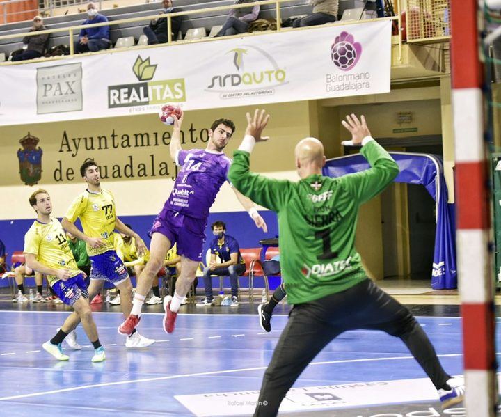 El Quabit se atasca ante un rocoso Bidasoa