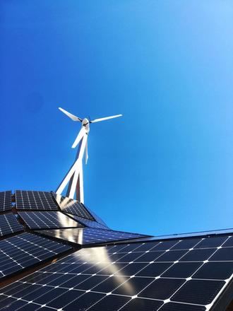 El Ayuntamiento de Quer bonifica el uso de energía solar en el municipio 